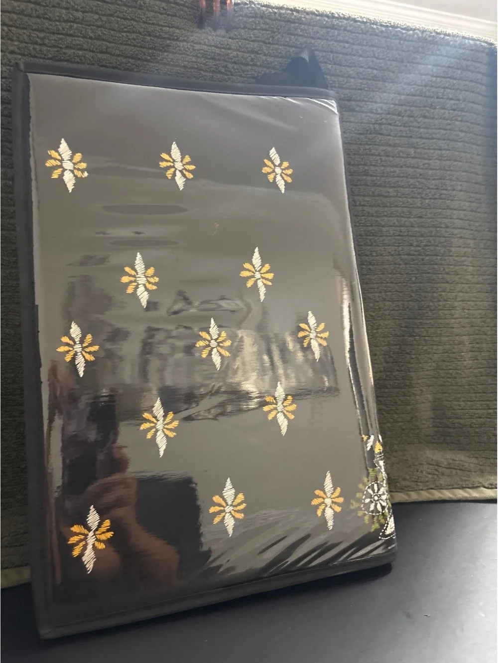 10 x 15 embroidered or stitched portfolio binder